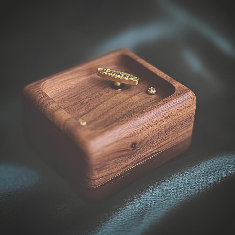 Bruna - Small Music Box without Stopper - Donuma